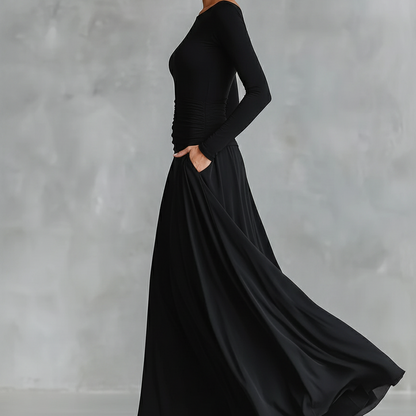 Rubi - Elegancka sukienka maxi, która nie opina i pięknie układa się na sylwetce 35+