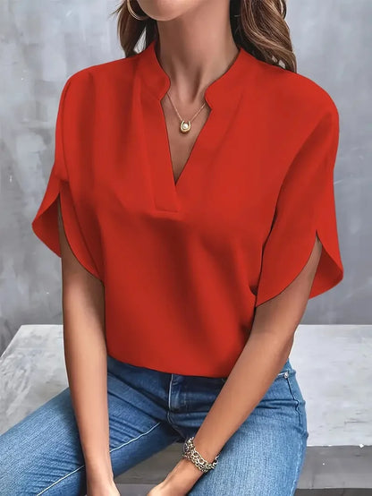 MAGDA - MIĘKKA ELEGANCKA BLUZKA Z DEKOLTEM W SERCESZKO