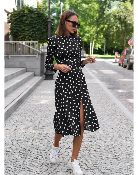 Wioletta | Elegancka Sukienka w Grochy