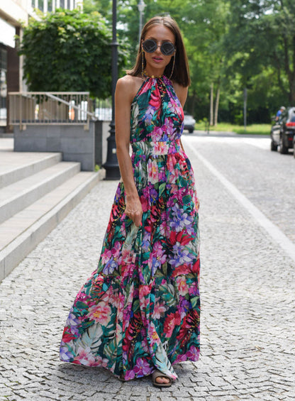Julita - Zwiewna Sukienka Maxi w Kwiaty z Wiązaniem na Szyi i Falbaną