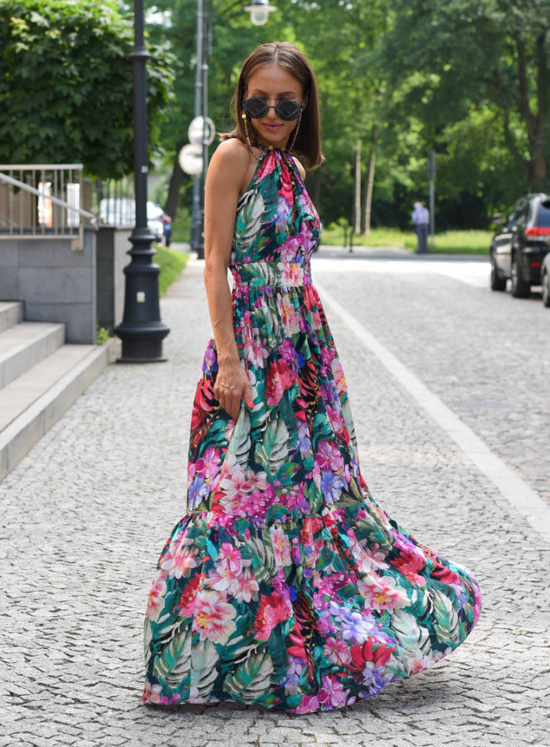 Julita - Zwiewna Sukienka Maxi w Kwiaty z Wiązaniem na Szyi i Falbaną